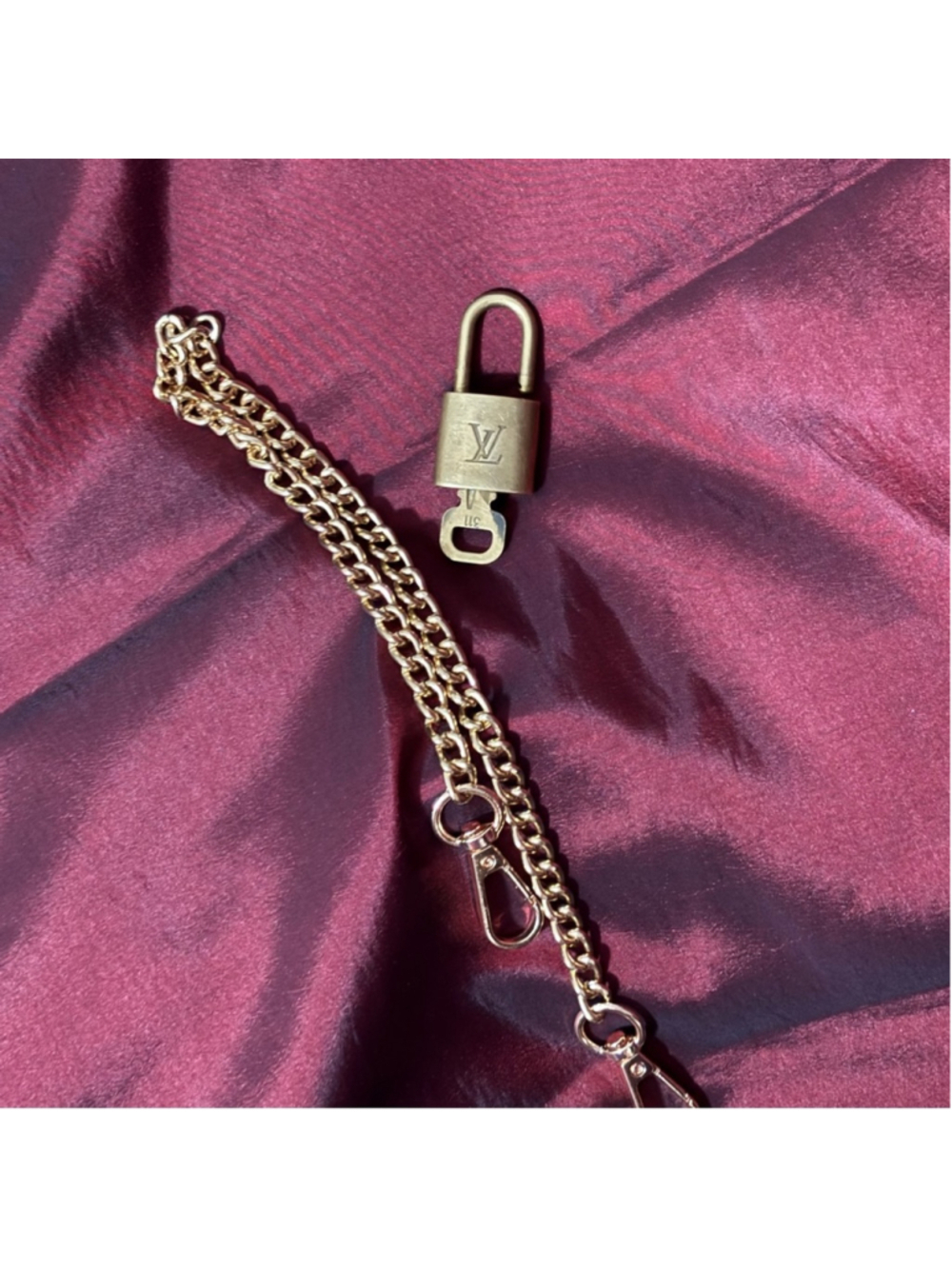 LOUIS VUITTON BRASS PADLOCK 311 WITH CHAIN
